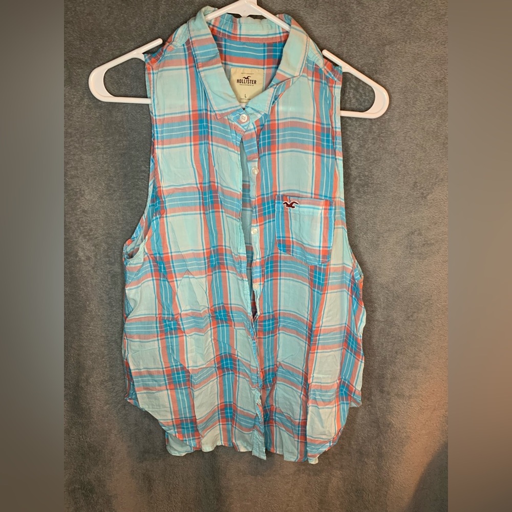 Hollister California women’s sleeveless shirt, button down size large